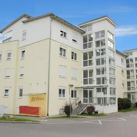 Auszeit Seeperle: Lakeside Retreat With Sunny Terrace Apartment Friedrichshafen